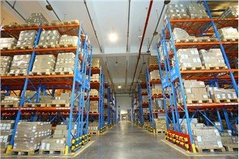 گودام ذخیرہ ریکس